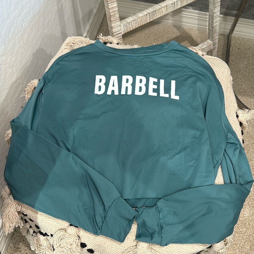 Barbell apparel teal long sleeve athletic crop top. Size xs but made to be loose